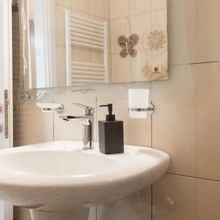 Piccolo Smeraldo Appartamento *